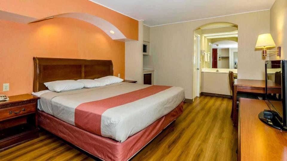 Motel 6-Newark, De Esterno foto