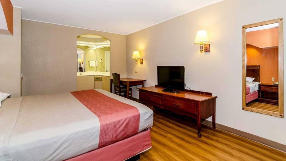 Motel 6-Newark, De Esterno foto